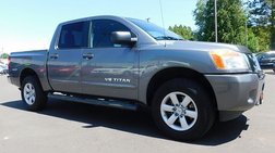 2013 Nissan Titan SV