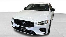 2023 Volvo S60 B5 Plus Black Edition