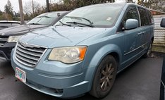 2009 Chrysler Town and Country Touring