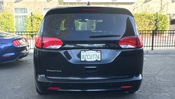 2018 Chrysler Pacifica LX