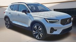 2026 Volvo XC40 B5 Ultra