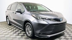 2025 Toyota Sienna XLE 7-Passenger