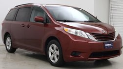2016 Toyota Sienna LE