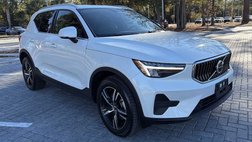 2025 Volvo XC40 B5 Core Bright Theme