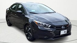 2025 Nissan Versa SR