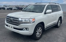 2016 Toyota Land Cruiser Base