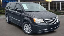 2015 Chrysler Town and Country Touring