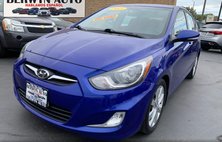 2013 Hyundai Accent SE