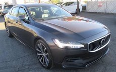 2021 Volvo S90 T6 Momentum