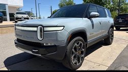 2023 Rivian R1S Adventure