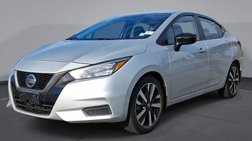 2022 Nissan Versa SR