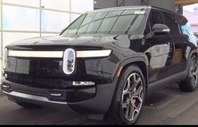 2023 Rivian R1S Adventure