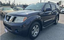 2011 Nissan Pathfinder Silver Edition