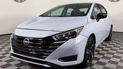 2025 Nissan Versa SR