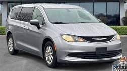 2020 Chrysler Voyager LX