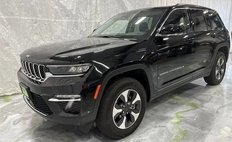 2023 Jeep Grand Cherokee Base