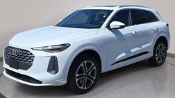 2025 Audi Q5 quattro Premium TFSI