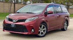 2018 Toyota Sienna SE 8-Passenger