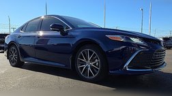 2023 Toyota Camry Hybrid XLE