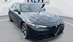 2023 Alfa Romeo Giulia Estrema