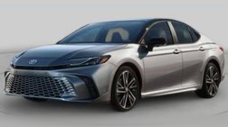 2025 Toyota Camry Hybrid LE