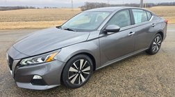 2022 Nissan Altima 2.5 SV