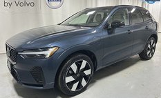 2025 Volvo XC60 T8 Plus Dark Theme
