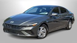 2025 Hyundai Elantra SE