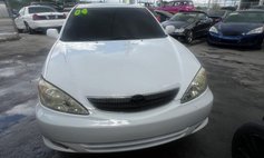2004 Toyota Camry SE V6