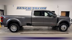2025 Ford F-450 Super Duty Platinum