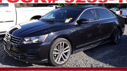 2017 Volkswagen Passat 1.8T R-Line