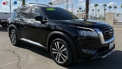 2023 Nissan Pathfinder Platinum