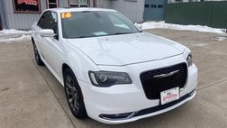 2016 Chrysler 300 S