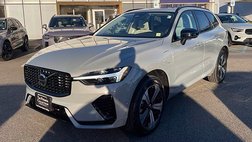 2024 Volvo XC60 Recharge T8 Plus Dark Theme