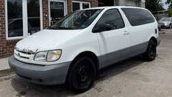 2000 Toyota Sienna CE