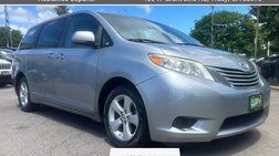 2016 Toyota Sienna LE