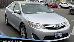 2014 Toyota Camry LE