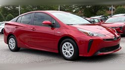2022 Toyota Prius LE