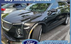 2024 Cadillac XT4 Luxury