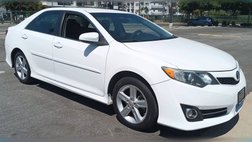 2014 Toyota Camry SE Sedan 4D