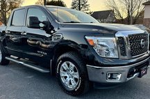2017 Nissan Titan SV