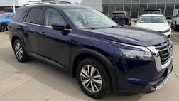 2022 Nissan Pathfinder SL