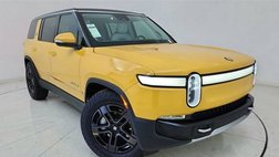 2024 Rivian R1S Adventure