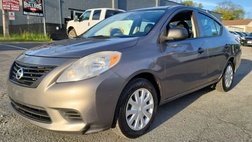 2013 Nissan Versa 1.6 S
