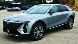 2024 Cadillac LYRIQ Luxury 1