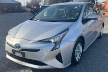 2017 Toyota Prius Two Eco (Natl)