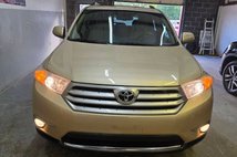 2013 Toyota Highlander SE