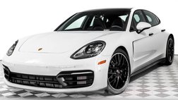 2022 Porsche Panamera Standard