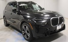 2023 BMW X7 M60i