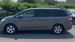 2011 Toyota Sienna LE